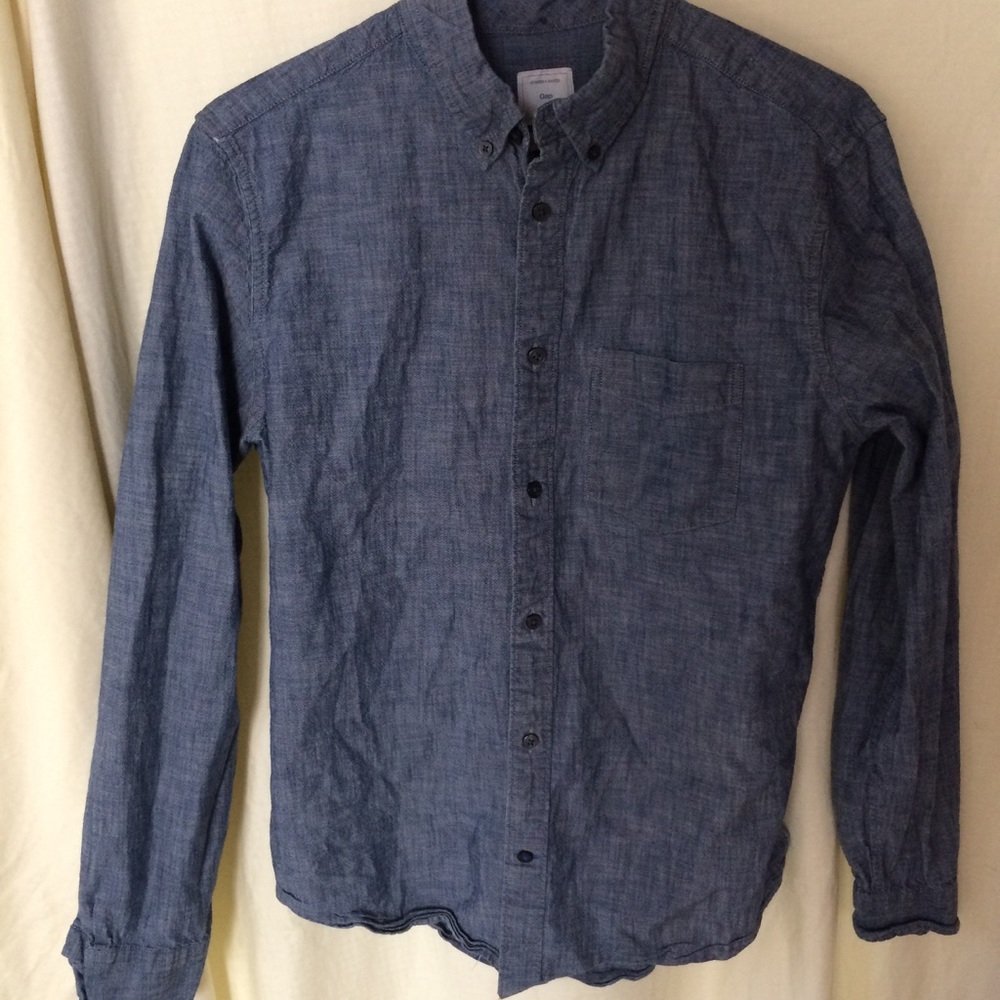 Gap Chambray Button Down